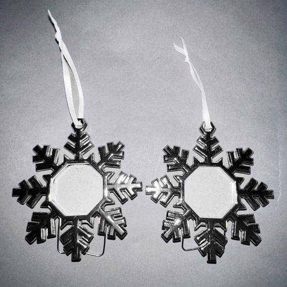 Set of 2 Snowflake Photo Ornaments - Picture 1 of 4
